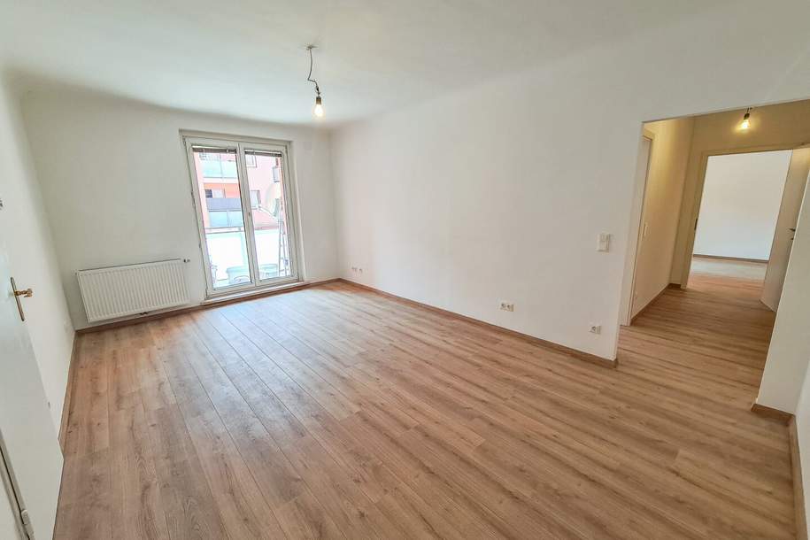Perfekt aufgeteilt - ERSTBEZUG nach Sanierung - 3 Zimmerwohnung mit Balkon, Wohnung-kauf, 297.000,€, 2322 Bruck an der Leitha