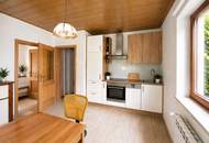 Seltenes Mietangebot: Kernsaniertes Einfamilienhaus mit Garten, Bergblick & 744 m² Grund für € 1.195.- inkl. Betriebskosten und Versicherung