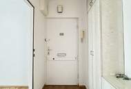 Top 3 Zimmer mit neuer Küche und Einzelgarage - super Lage!