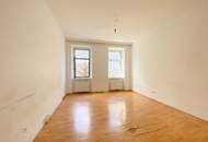 SONNIG und RUHIG! ALTBAU-WOHNUNG zu SANIEREN