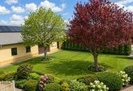 GARTENPARADIES AUF FAST 10.000 M² Exklusives Landhaus mit privater Parklandschaft &amp; Salzwasserpool nahe Wien