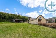 TRAUMGRUNDSTÜCK: Ruhig gelegenes Einfamilienhaus mit 1185m² Garten