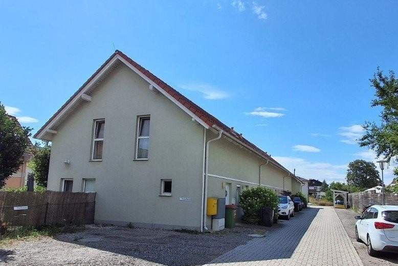 "Glückstreffer - Reihenhaus mit Garten in Deutsch Wagram", Haus-kauf, 342.000,€, 2232 Gänserndorf