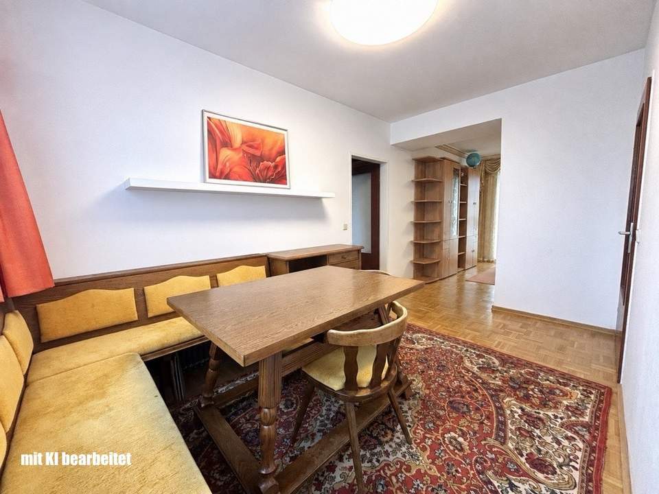 Perfekt für Paare und Familien: Drei-Raumwohnung mit Loggia und Carport