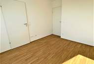 WASAGASSE, FERNBLICK, sonniges 92 m2 Dachgeschoß mit 6 m2 Balkon, 3 Zimmer, Wohnküche, 2 Bäder, Parketten