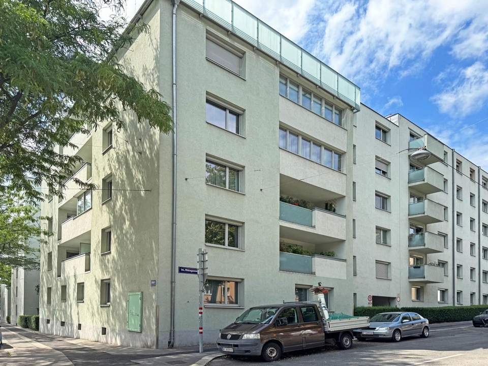 "Ehemalige Praxis - Adaptierung zur Wohnnutzung erforderlich"