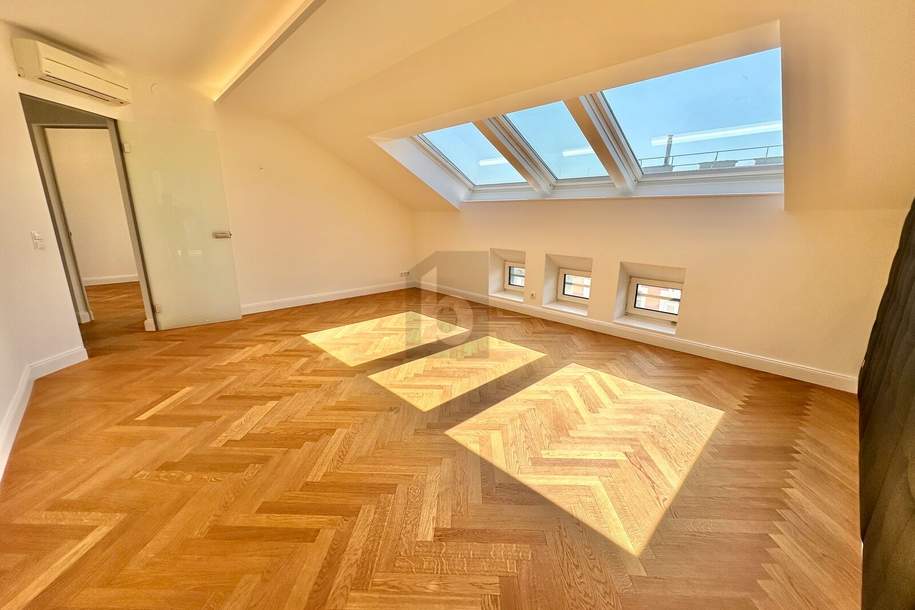 LICHTDURCHFLUTET MIT SKYWINDOW UND EDLEM FISCHGRÄTPARKETT, Wohnung-kauf, 560.000,€, 1170 Wien 17., Hernals