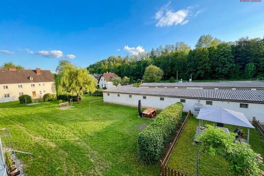 Neu sanierte, 2-Zimmerwohnung mit Balkon und Ausblick ins Grüne!, Wohnung-miete, 650,78,€, 8793 Leoben