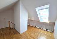 Zentrale Dachgeschoß-Wohnung in ruhiger Innenhoflage : 2 Zimmer plus Galerie - Burggasse 17 - Top 27