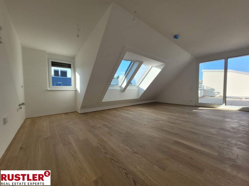 Traumhafte Dachgeschosswohnung mit 2 großen Terrassen| Provisionsfrei