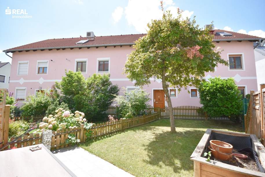 Familienhit in Essling: Massiv-Reihenhaus mit Eigengarten, Sauna & sensationell niedrigen Betriebskosten!, Haus-kauf, 550.000,€, 1220 Wien 22., Donaustadt