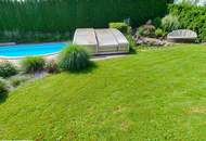 Großzügiges Wohnhaus nit herrlichem Garten und tollen POOL!