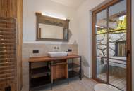 Altholz-Chalet in Aussichtslage am Waldrand