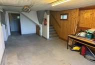 Wohnhaus mit ca. 3.000 m² großem Grundstück und Obstgarten zu verkaufen