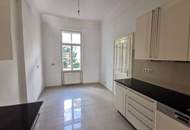 Schöne 4,5 Zimmer Altbau-Villenetage mit Gartennutzung und kleinem KFZ-Stellplatz