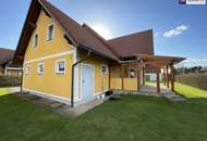 SONNENLAGE - Neuwertiges ca. 160m2 großes Traumhaus mit idyllischem Garten + Terrasse, 2 Garagen &amp; Top-Ausstattung in Ruhelage