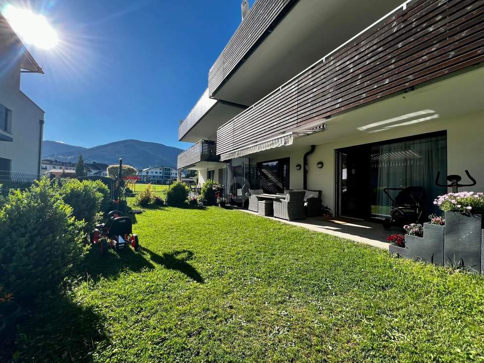 Preisreduktion! EINZIGARTIGE RAUMAUFTEILUNG MIT SONNIGEM GARTEN UND TERRASSE!