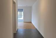 Neuer Preis: Schicke 2-Zimmer-Wohnung mit Terrasse nahe See (provisionsfrei für den Käufer)