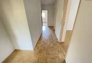 Wunderschöne südseitige 2 Zimmer Wohnung mit Tiefgarage!