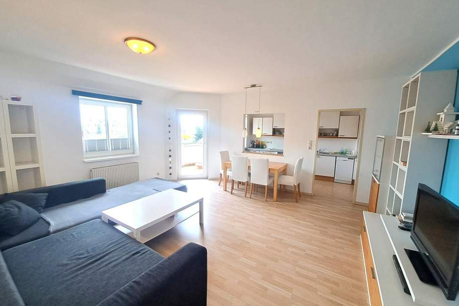 Helle Eigentumswohnung mit Balkon u. Tiefgaragenstellplatz - Lift vorhanden!, Wohnung-kauf, 3300 Amstetten