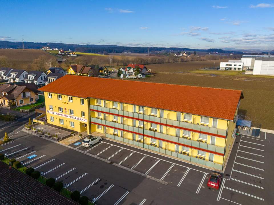 Hotel, hochwertig, 42 Zimmer, Restaurant, Seminarräume, Wellnessbereich