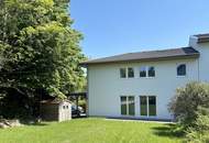 Doppelhaushälfte mit 5 Zimmern und großem Garten - Luftwärmepumpe - 2 Stellplätze und Einbauküche inklusive