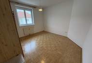 Attraktive 4-Zimmer-Wohnung mit Loggia &amp; Tiefgaragenplatz
