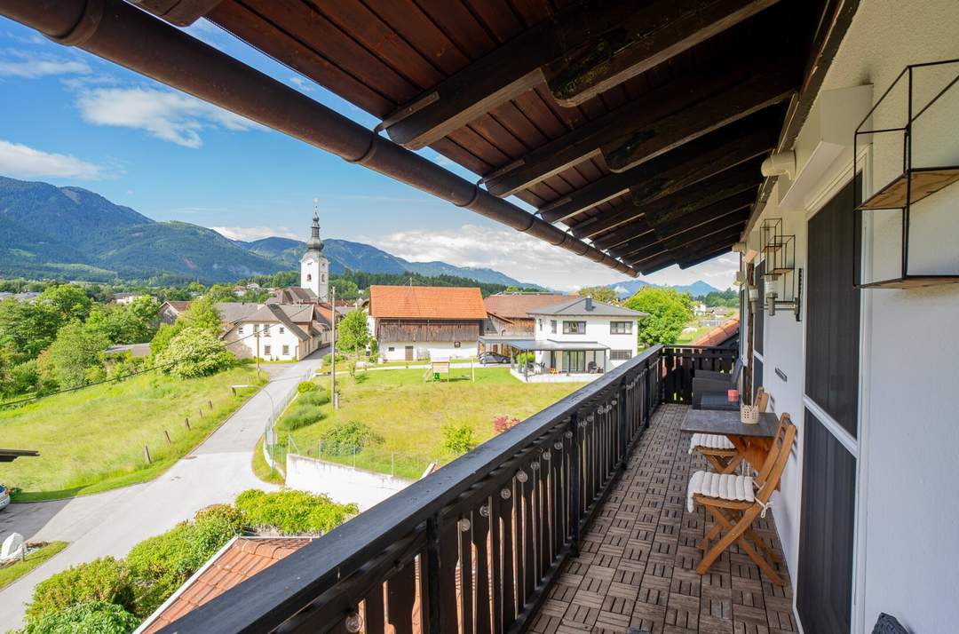 Moderne Dachgeschosswohnung mit Garten und 3 Balkonen in Finkenstein!