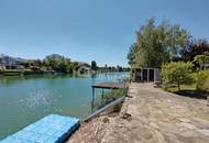 Seeliegenschaft leistbar gemacht: Haus am Wasser mit Traumterrasse &amp; eigenem Steg