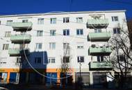 Renovierungsbedürftige 3-Zimmer-Balkon-Wohnung!