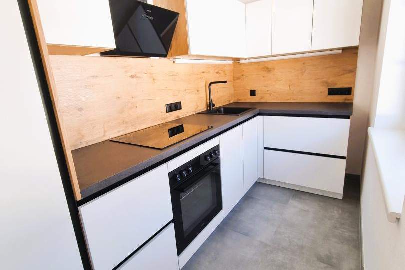 Generalsanierte 2-Zimmer-Wohnung mit Westbalkon in ruhiger Lage!, Wohnung-miete, 790,00,€, 5120 Braunau am Inn