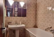 SEHR GEPFLEGTE 3-ZIMMERWOHNUNG MIT GRÜNBLICK