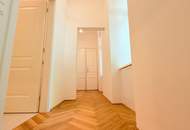 Zeitlose Altbauwohnung mit Balkon in Top-Lage nahe Augarten