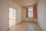 ++NEU++ Altbaucharme neu entdecken: 2-Zimmer Wohnung zum Sanieren mit viel Potenzial