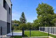 ERSTBEZUG VOR DEN TOREN WIENS - DOPPELHAUSHÄLFTE MIT STELLPLÄTZEN AUF EIGENGRUND