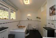 Großräumige Erdgeschosswohnung mit fantastischem Garten