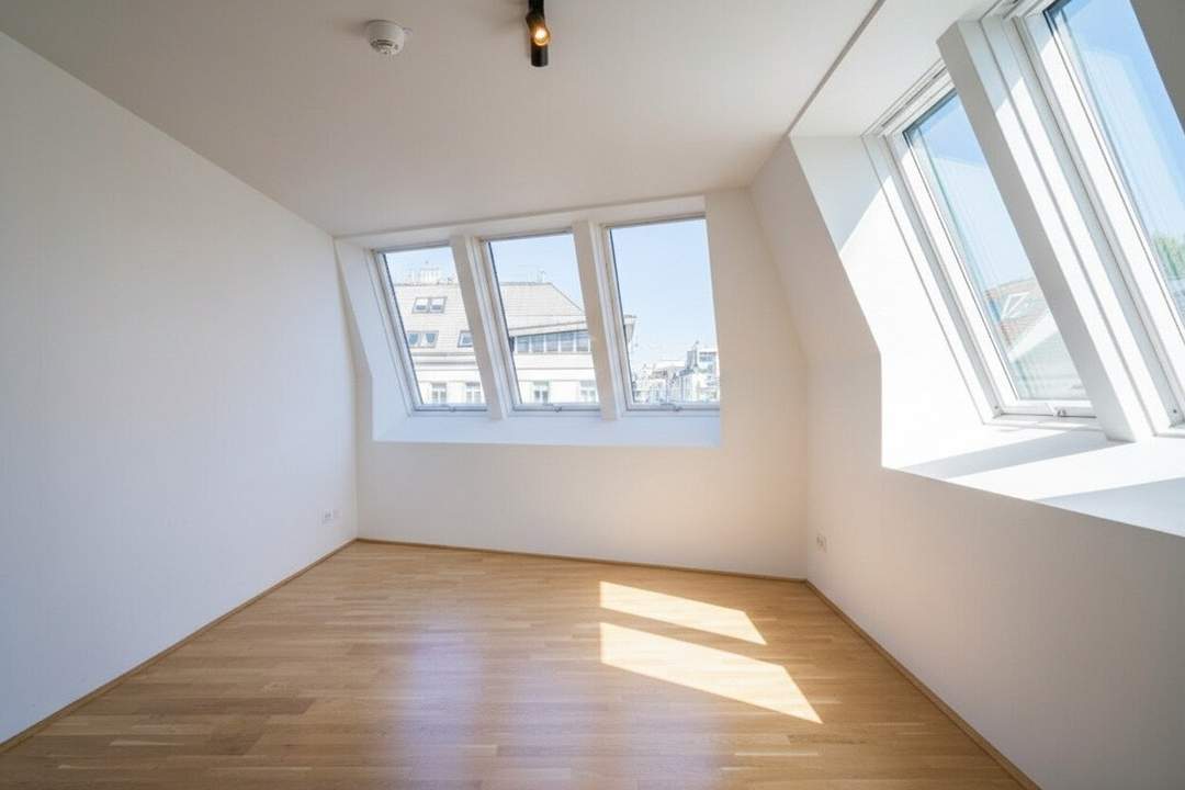 sonnige DG-Wohnung mit besonderem Flair!