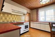 Ein Zuhause voller Möglichkeiten: Einfamilienhaus mit Nebengebäude und Doppelgarage - bereit für Ihre Ideen