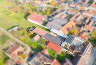 Viel Platz, einzigartige Nutzungsmöglichkeiten & großes Grundstück – vielseitiges Wohnhaus in Engabrunn