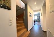 Stadthausflair in Perchtoldsdorf mit Burgblick | Exklusive Maisonettewohnung mit Terrasse & Eigengarten | 3 Zimmer | ca. 115 m² | Schremsgasse