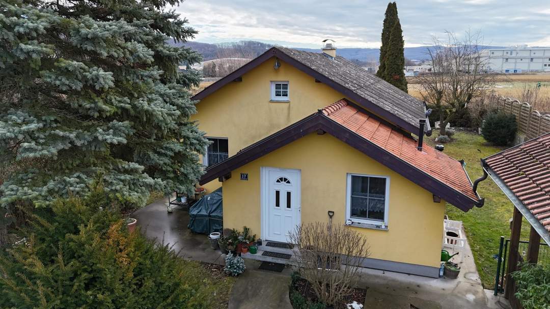"Gemütliches kleines Haus mit schönem Garten in ruhiger Lage"