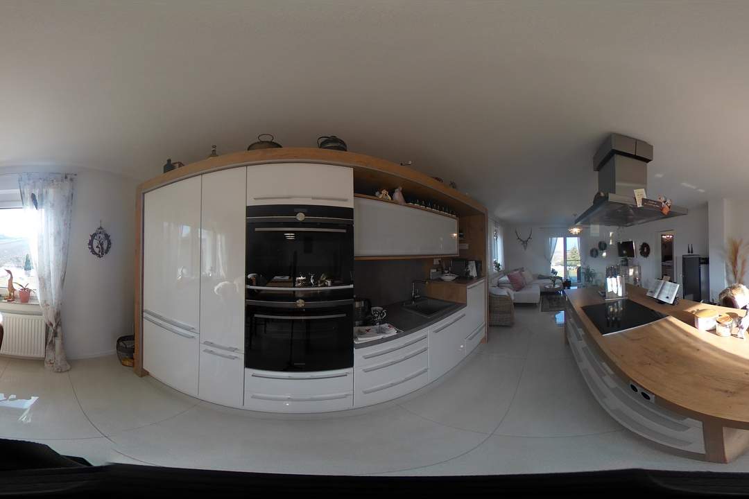 Exklusiv ausgestattetes, komplett renoviertes Einfamilienhaus mit Wellnessbereich &amp; Smart-Home-System!