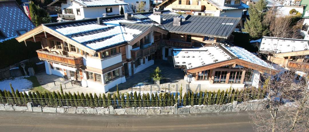 Miete: Exklusive Landhausvilla am Fuße des Hahnenkamms