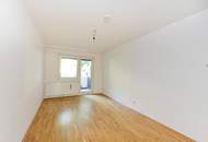 Großzügige Familienwohnung oder 3er WG Wohnung mit Balkon