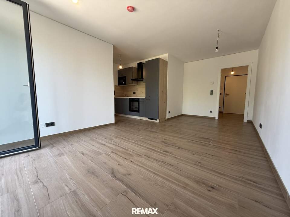 2-Zimmer-Erstbezug mit Balkon – Top-Lage &amp; bezugsfertig!