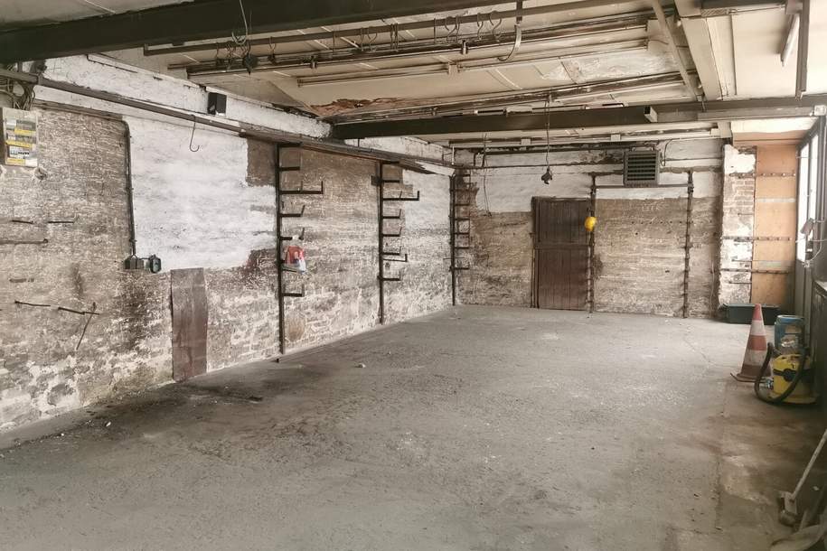 Schnäppchen !!! Passende Idee? Ausstellungsraum, Werkstatt, Lager. Zusätzlich Büro / Wohnung oberhalb möglich., Gewerbeobjekt-kauf, 199.000,€, 1100 Wien 10., Favoriten