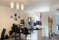 "Modernes Reihenhaus mit Pool, Keller, 2 Stellplätze&Garage!"