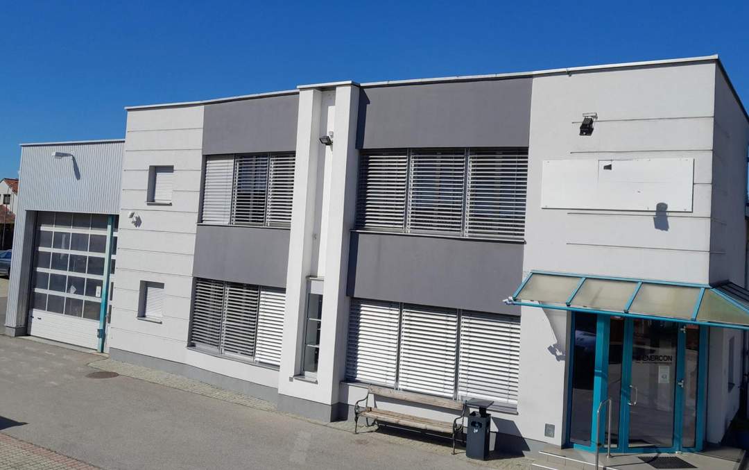 Gewerbe, Bürogebäude, Lager, Halle viele Abstellmöglichkeiten beste Lage