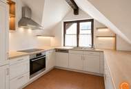 Haus mit ca. 275 m² Wohnfläche, ca. 2.200 m² Grund – ideal für Großfamilien, sanierungsbedürftig!
