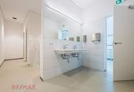 Hereinspaziert! Top moderne Büros mit Produktionshalle in Hard